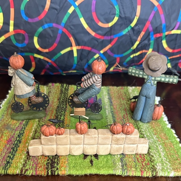 Pumpkin Patch Figurine Set - Picture 2 of 7